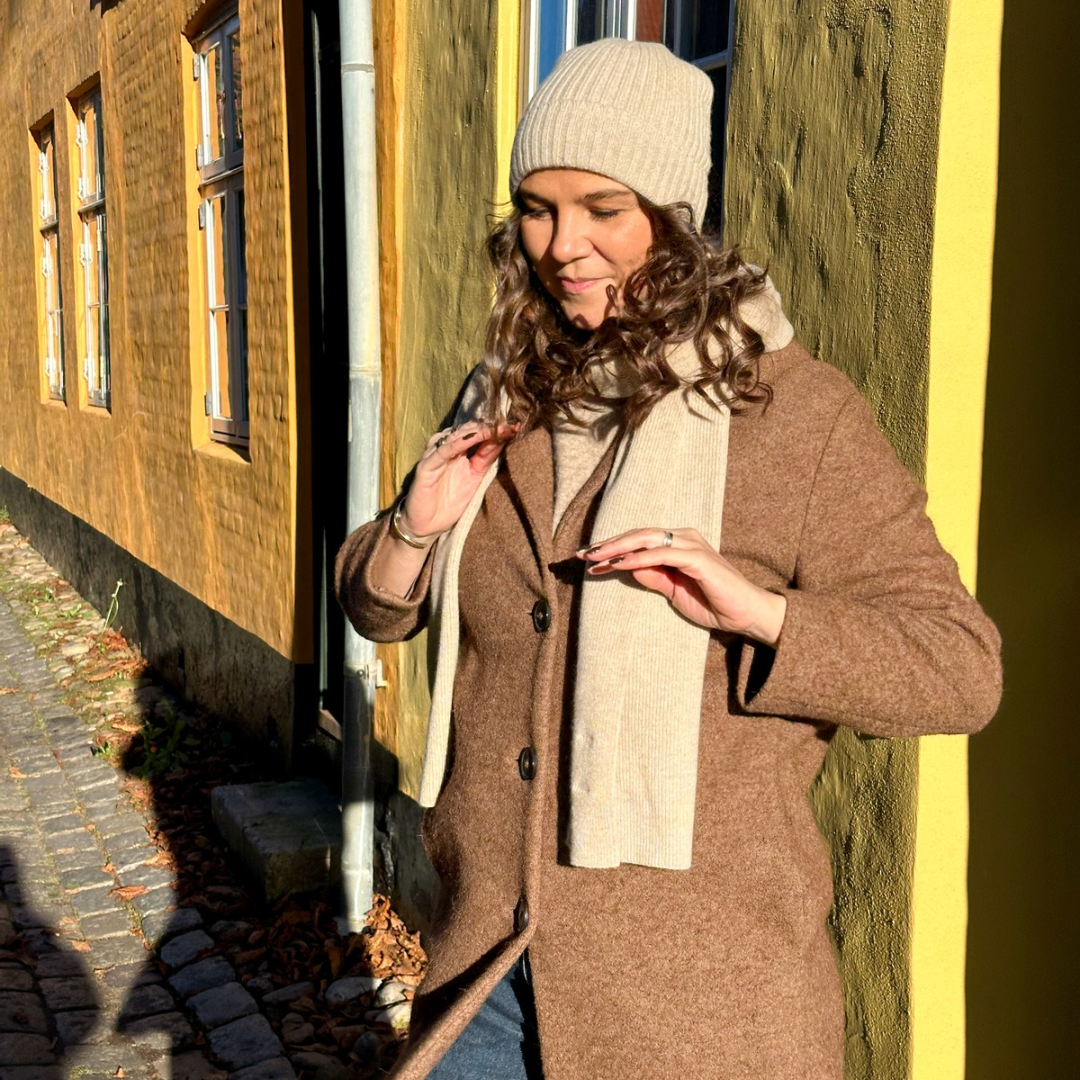 Cashmere Hue - Beige