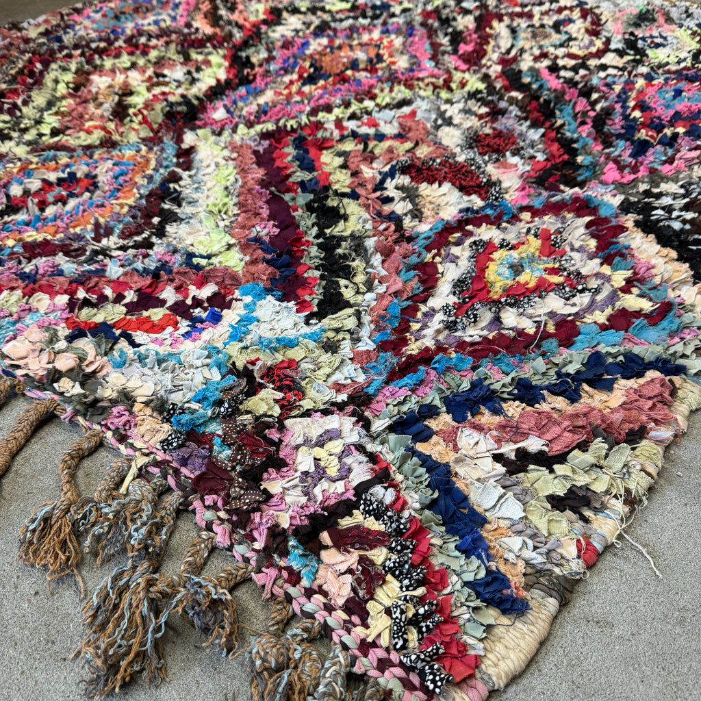 Marokkansk Boucherouite Løber (136 x 152 cm)