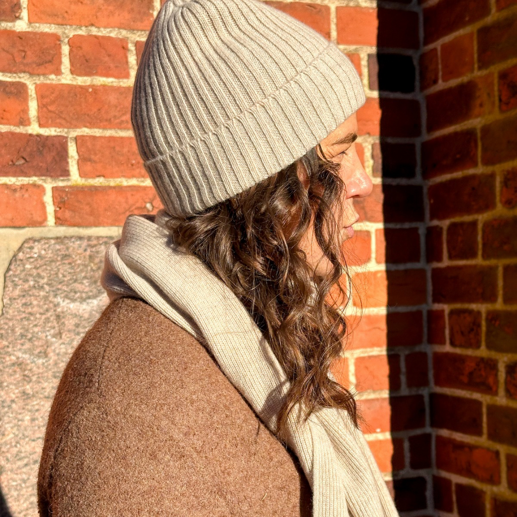 Cashmere Hue - Beige