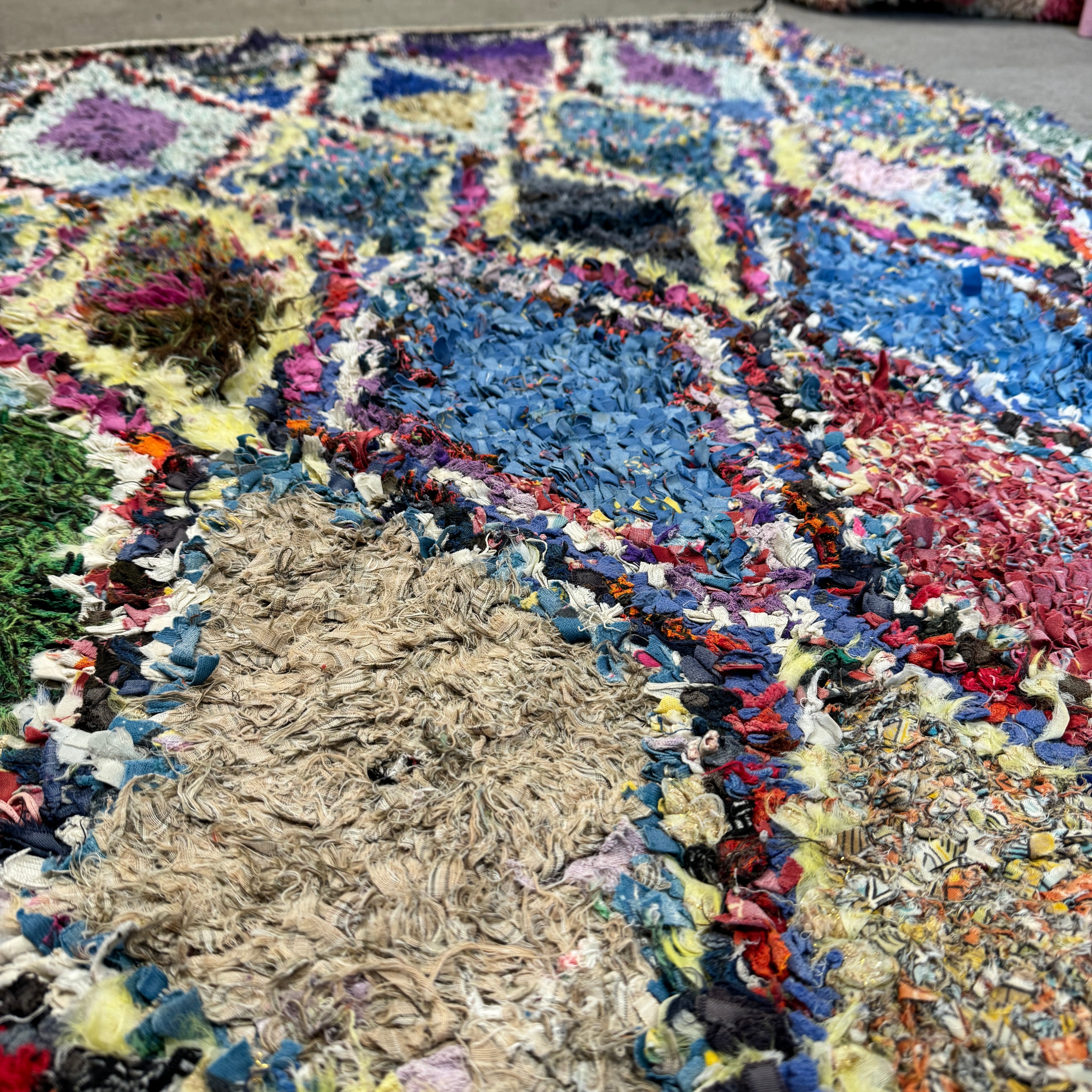 Marokkansk Boucherouite Tæppe (113 x 140 cm)