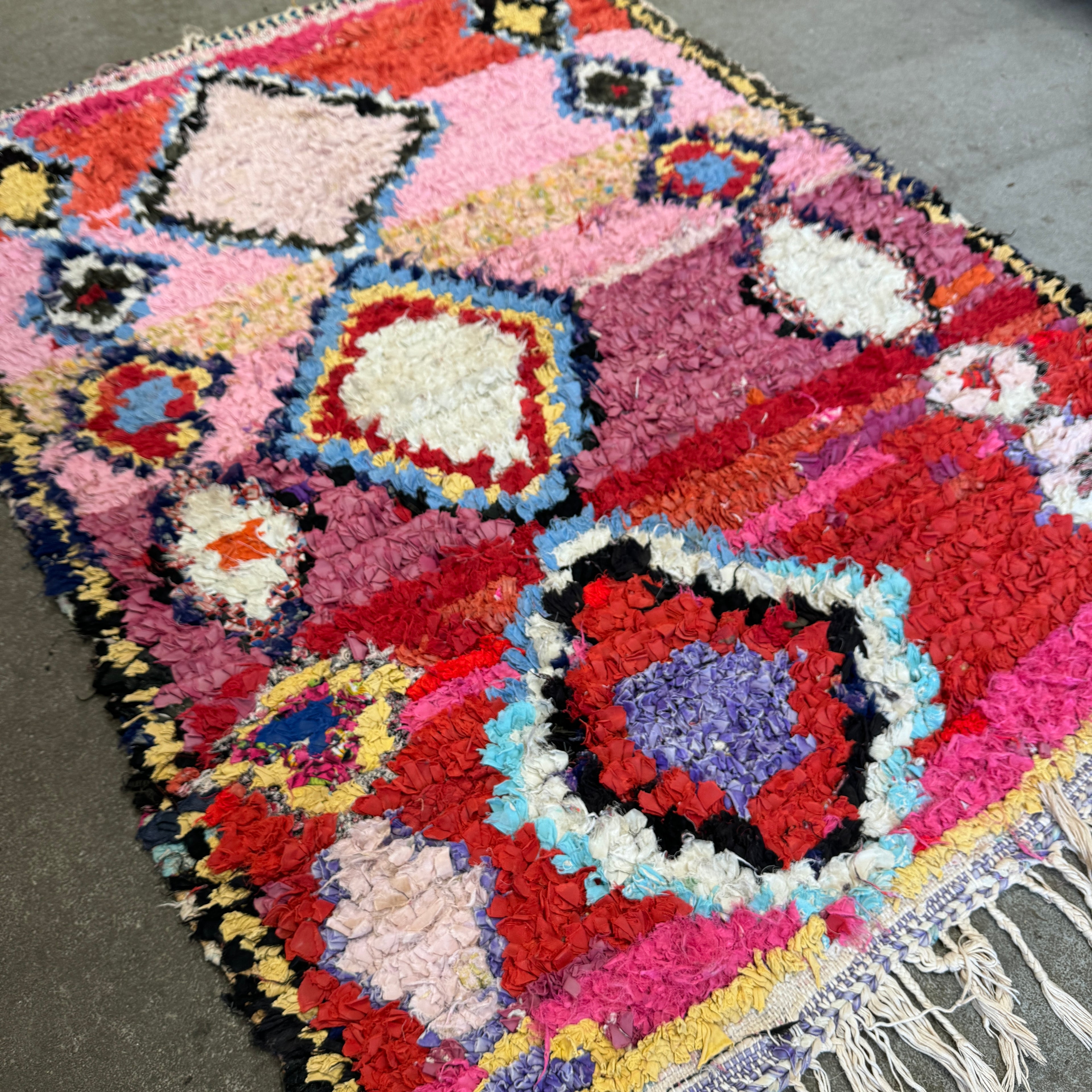Marokkansk Boucherouite Tæppe (110 x 150 cm)