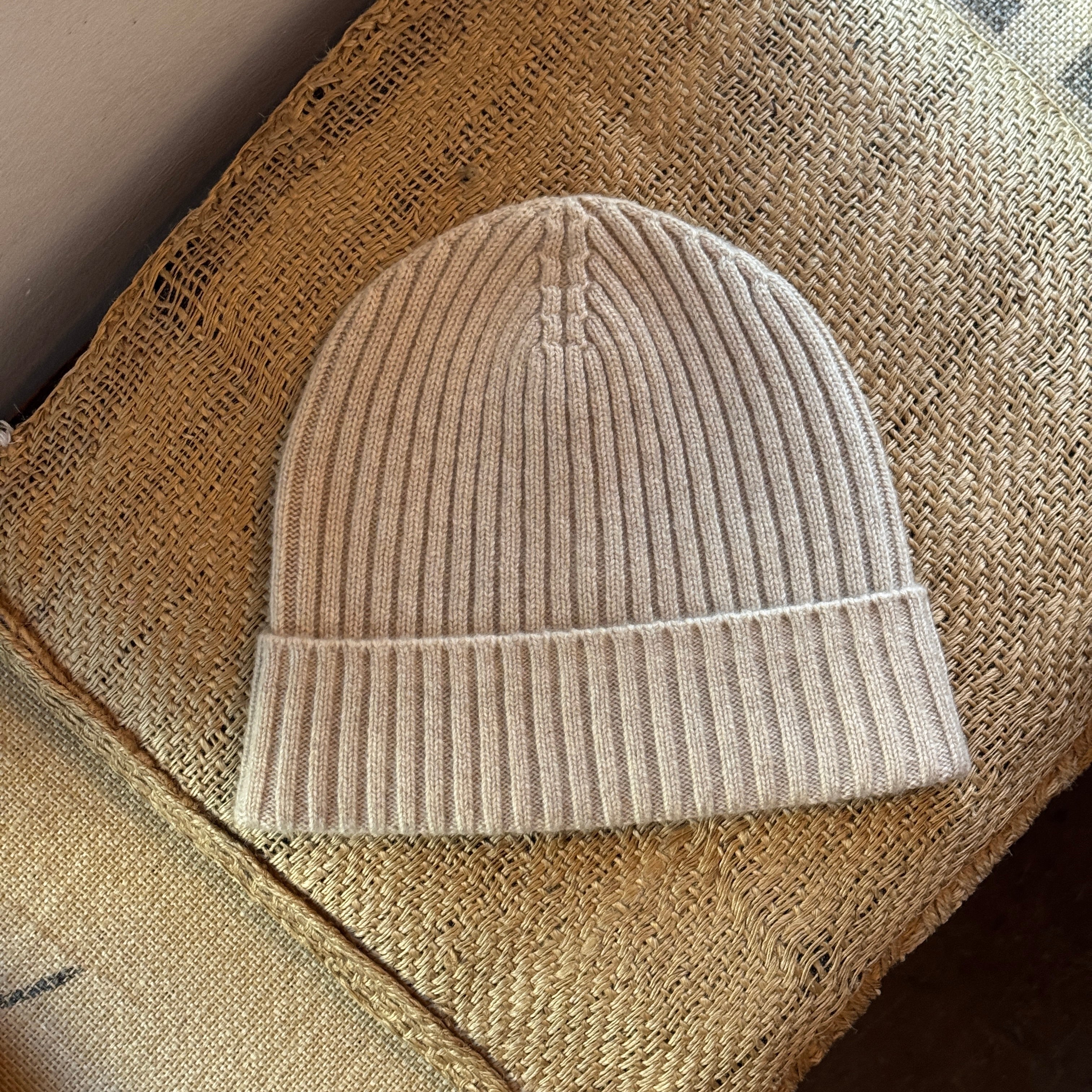 Cashmere Hue - Beige