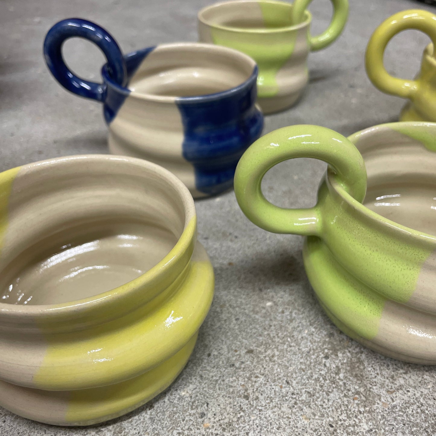 Keramik Studiet - Hånddrejet kop - Lime